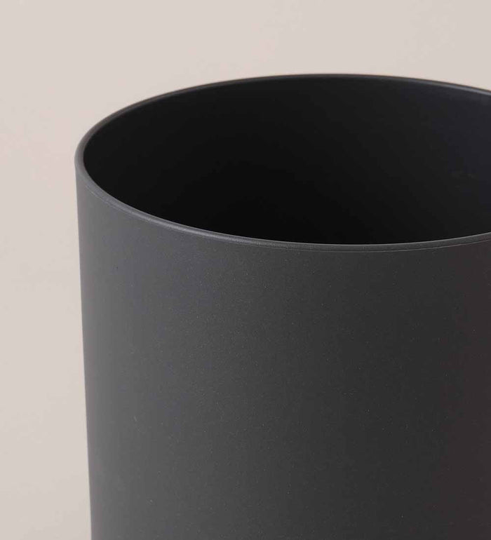 Dark Grey Elho Matt Pot (18cm)
