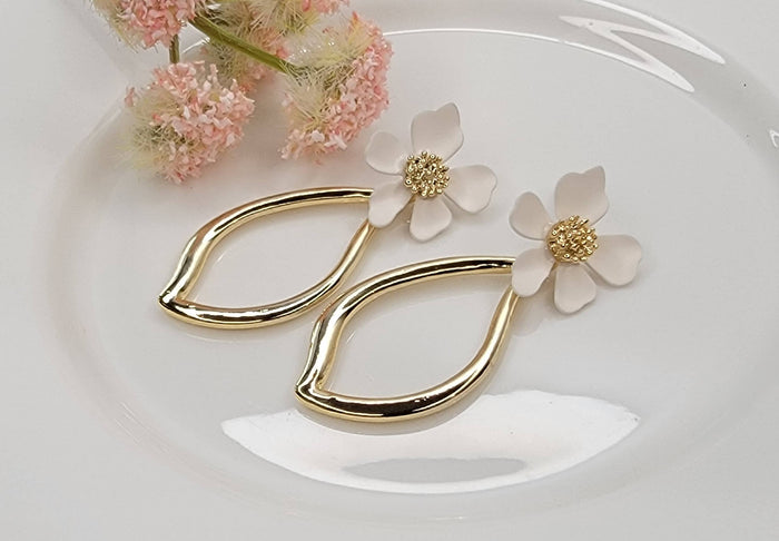 Floral Deco Dangle Earrings