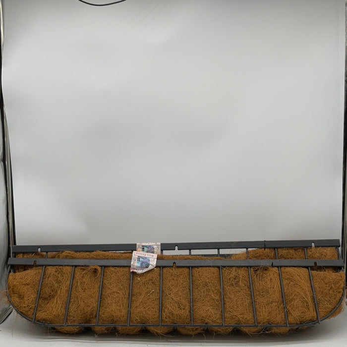 Gardman wall basket with Liner