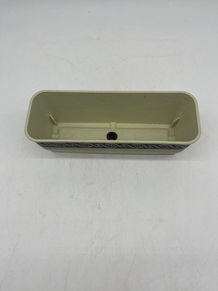 Corinthian Rectangular Plastic Planter