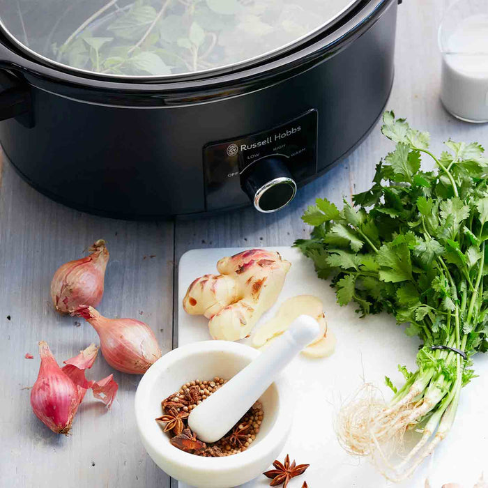 Russell Hobbs 7L Slow Cooker - Black | 27720