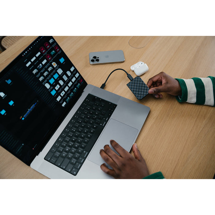 Verbatim Store 'n' Go Mini Diamond USB-C 3.2 Gen 2 1TB SSD - Black | VERBATIM-32025 from Verbatim - DID Electrical
